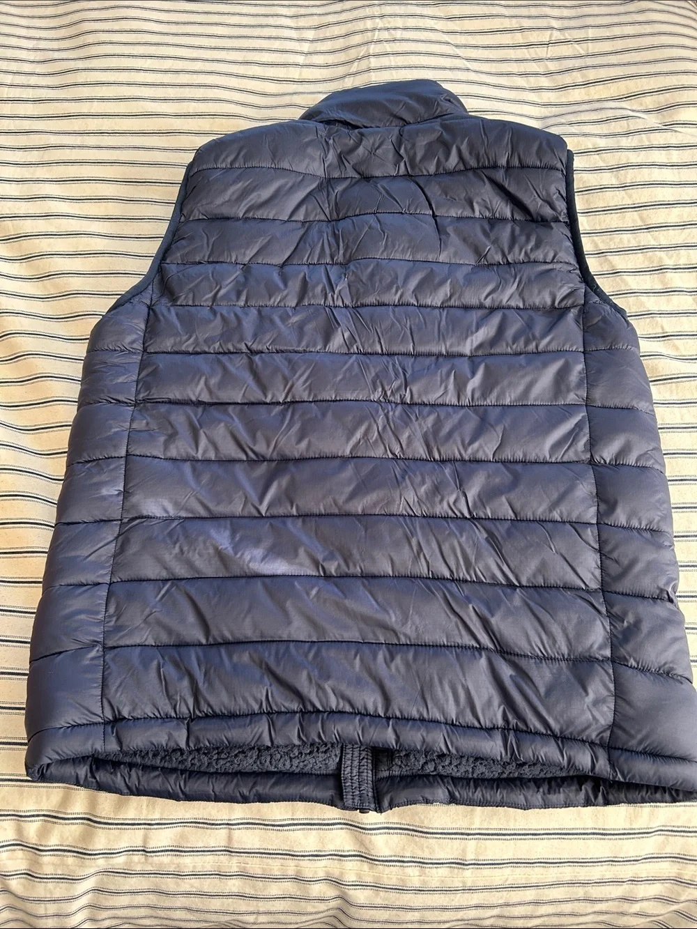 EUC Goat USA S Men's Dark Navy Puffer Vest